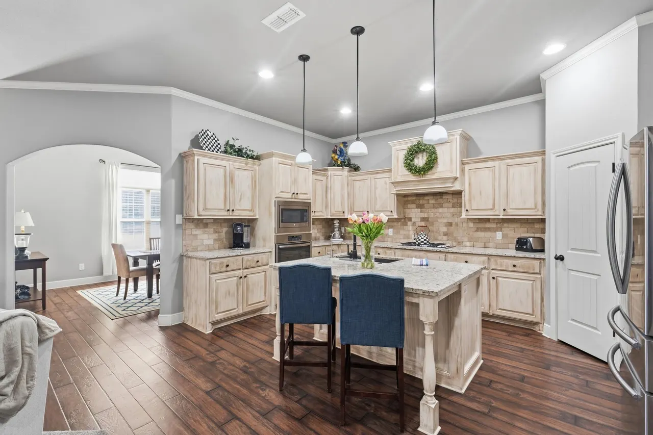 Photo 8 — 12208 Norfolk Avenue, Lubbock, TX 79423