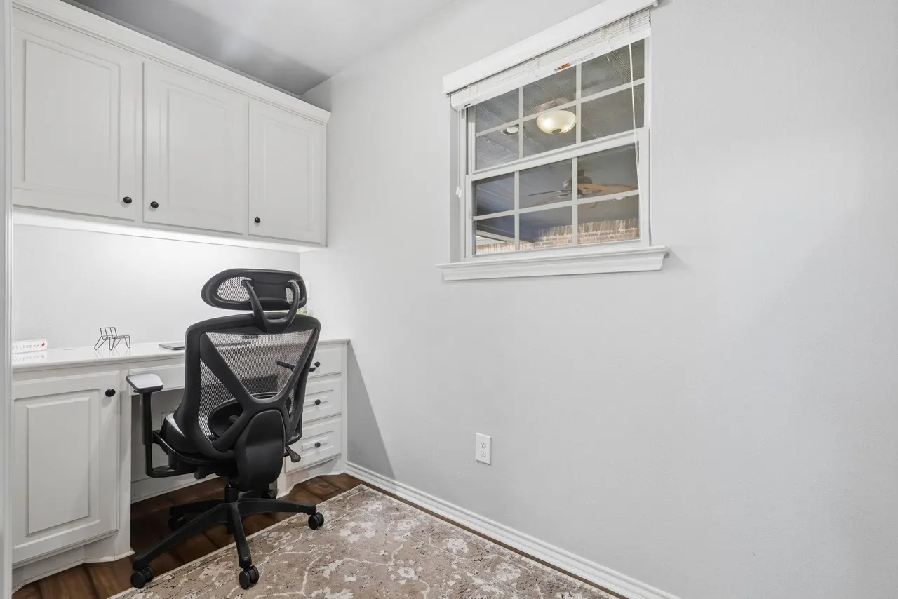 Photo 13 — 12208 Norfolk Avenue, Lubbock, TX 79423
