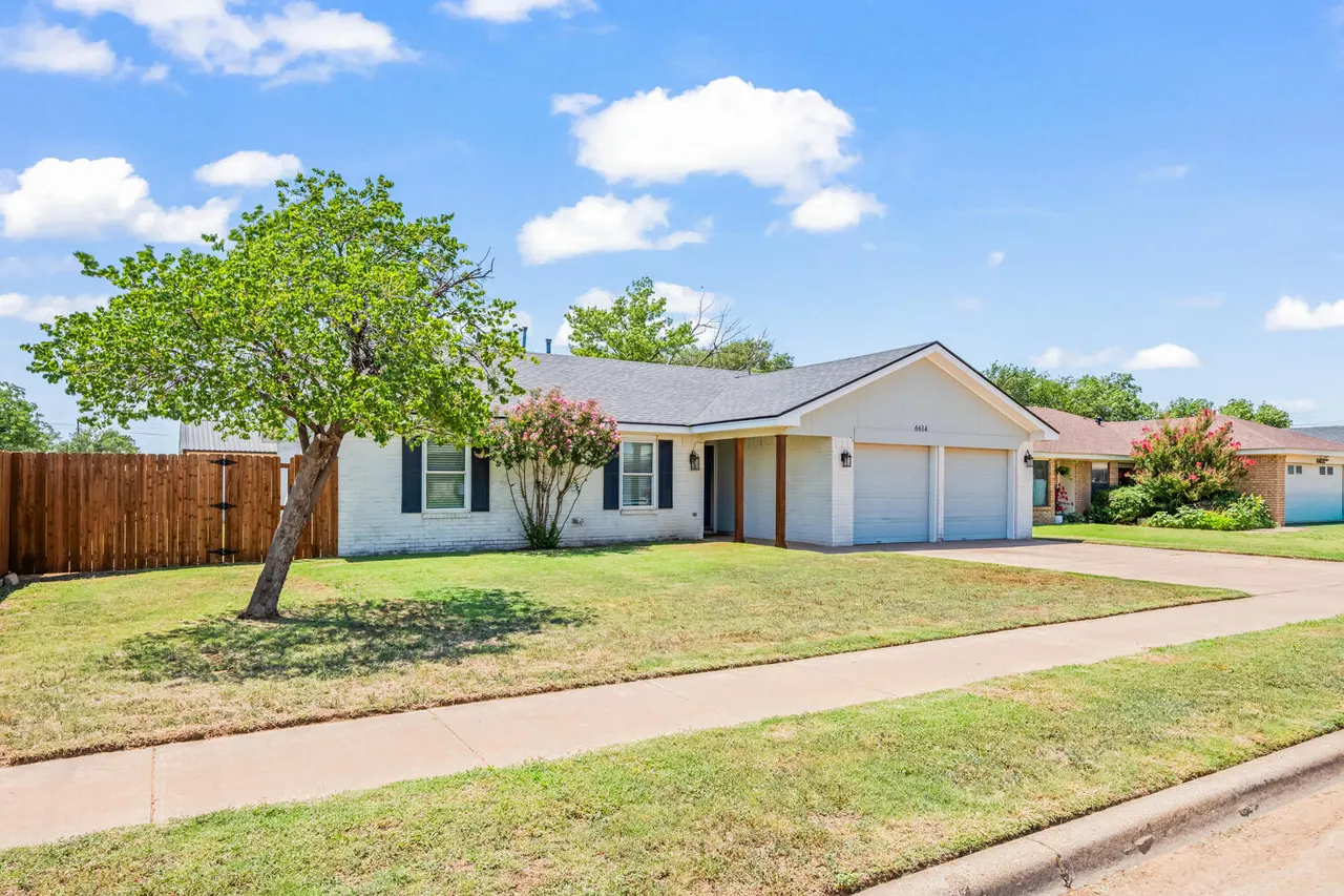 Front exterior — 6614 Huron Avenue, Lubbock, TX 79424