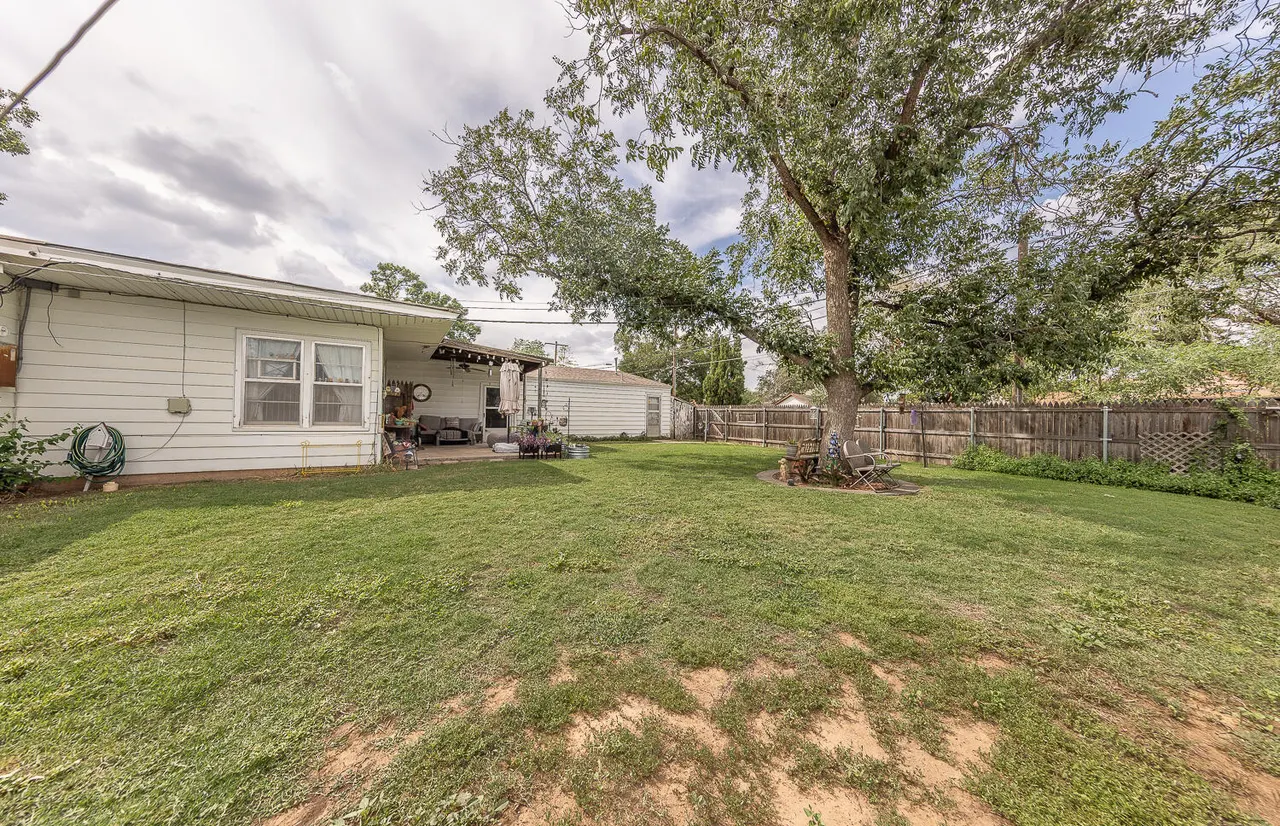 Photo 22 — 1718 28th Street, Lubbock, TX 79411
