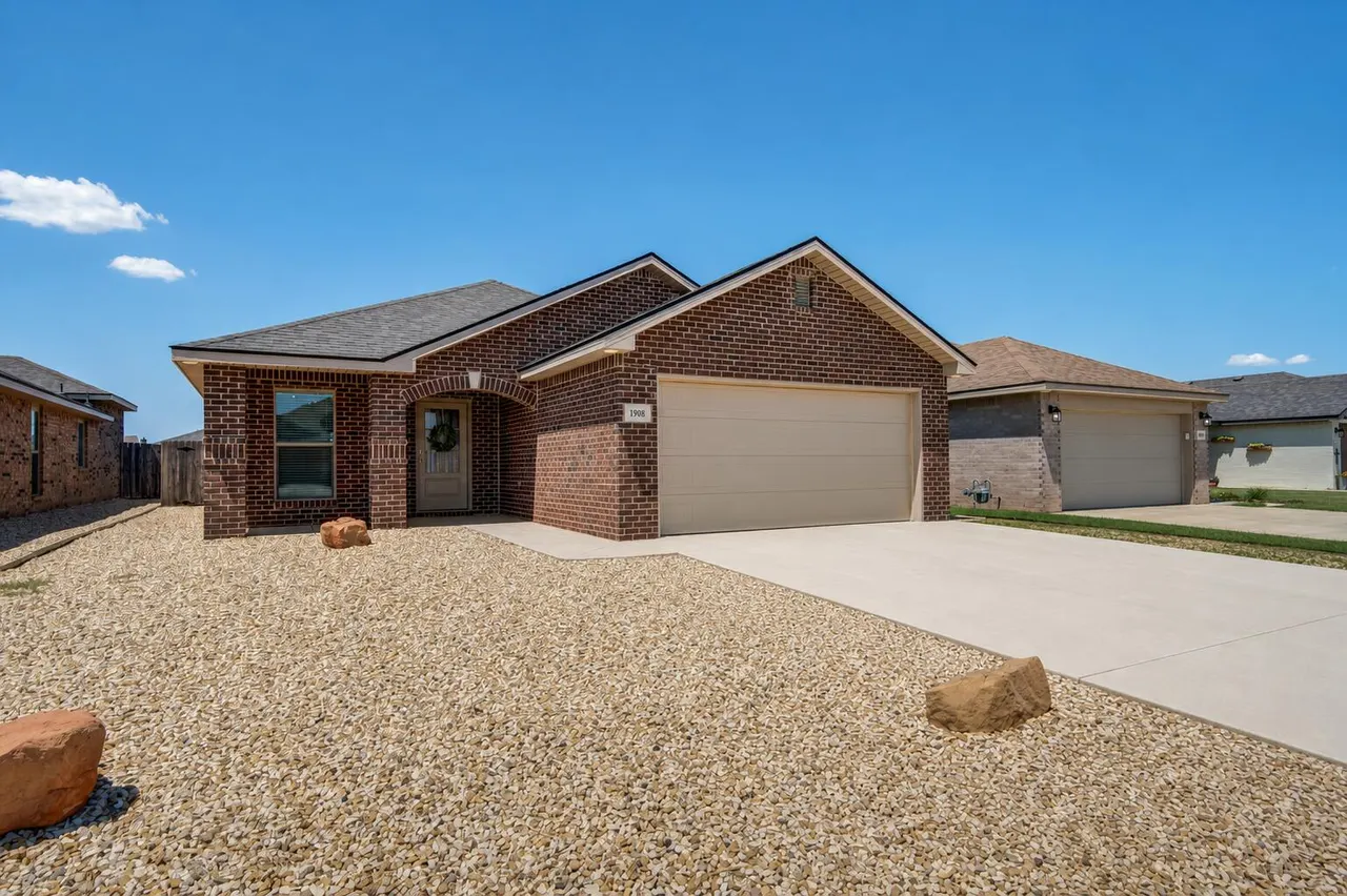 Front exterior — 1908 135th Street, Lubbock, TX 79423