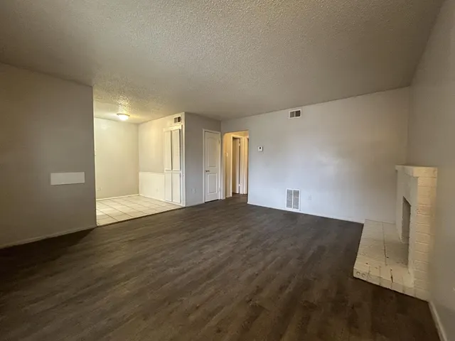 Photo 4 — 3108 Salisbury Avenue A, Lubbock, TX 79410