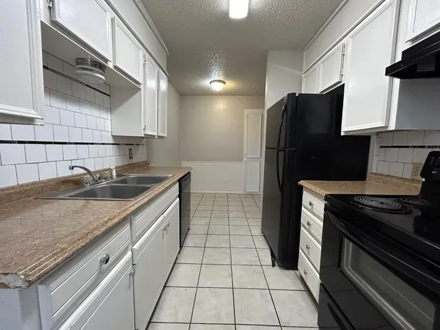 Photo 7 — 3108 Salisbury Avenue A, Lubbock, TX 79410