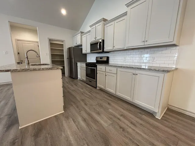 Photo 4 — 2407 Quitman Avenue A, Lubbock, TX 79407