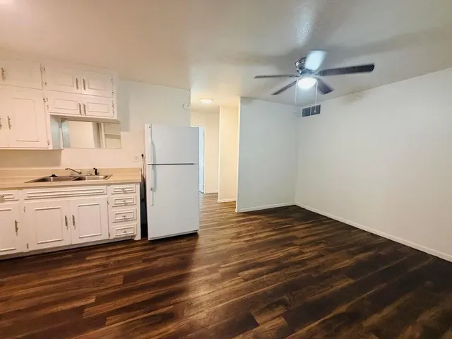 Photo 4 — 1308 61st Street, Lubbock, TX 79412
