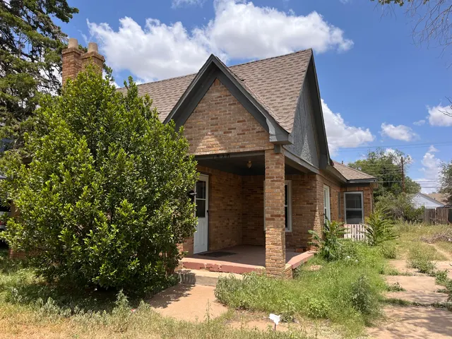 Front exterior — 1920 22nd Street, Lubbock, TX 79411