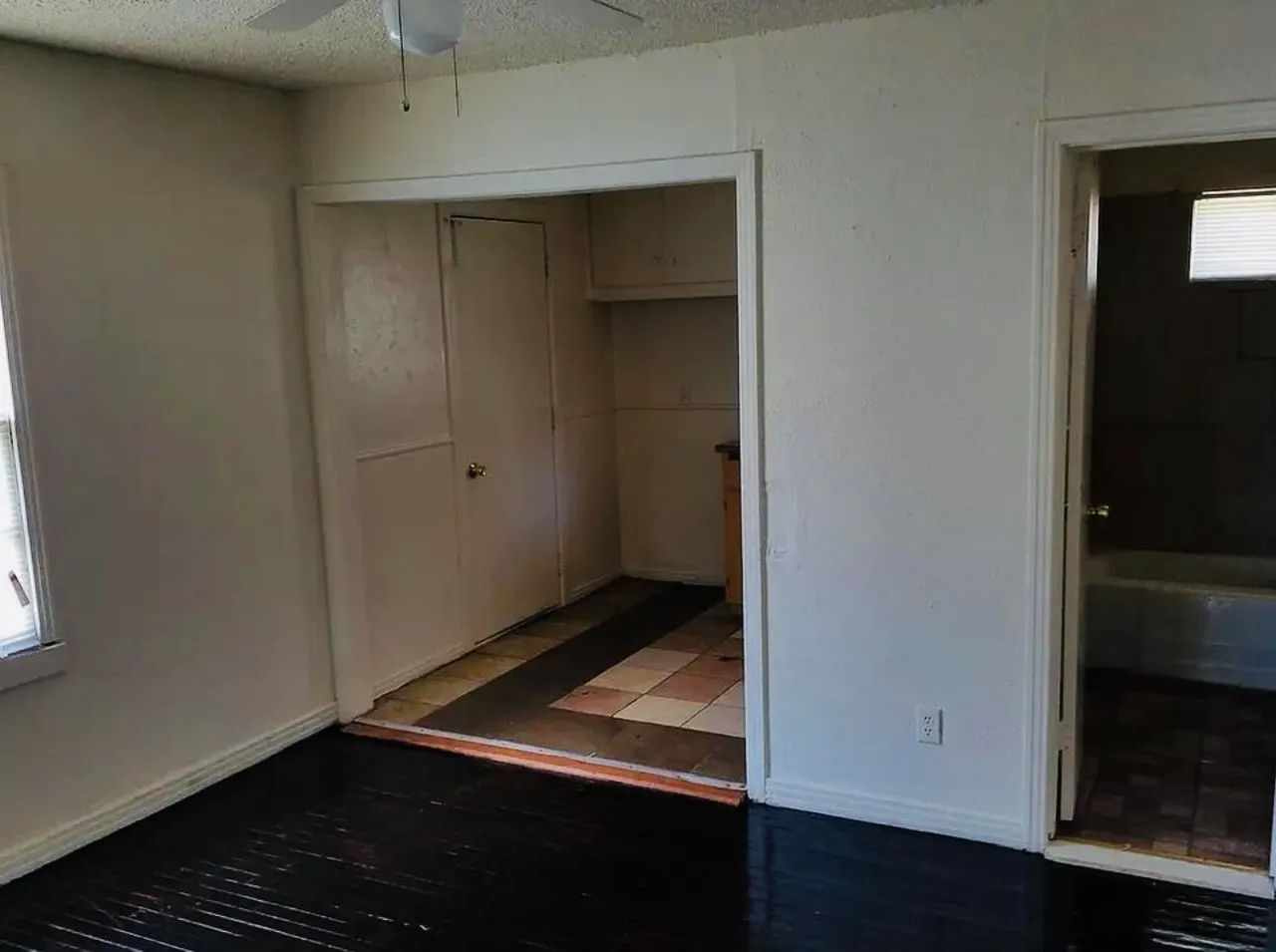 Photo 3 — 2319 Ash Avenue, Lubbock, TX 79404