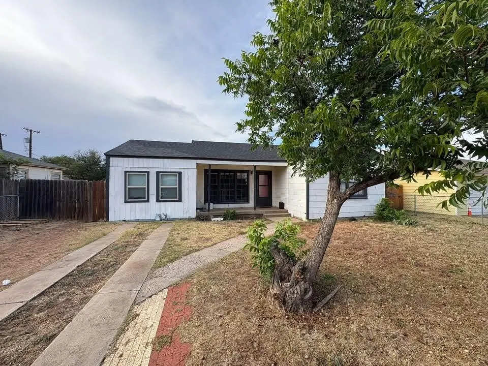 Photo 2 — 2506 40th Street, Lubbock, TX 79413