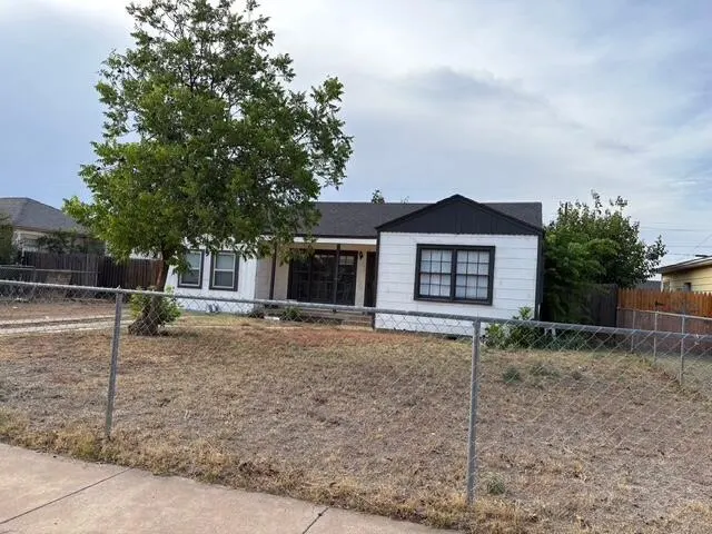 Front exterior — 2506 40th Street, Lubbock, TX 79413