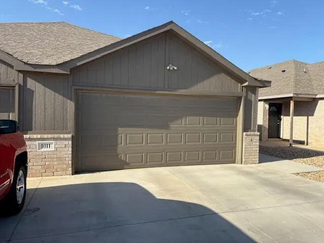Front exterior — 1011 Preston Trails, Wolfforth, TX 79382