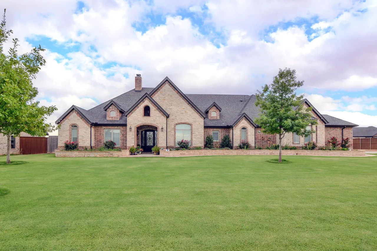 Front exterior — 5003 County Road 7640, Lubbock, TX 79424