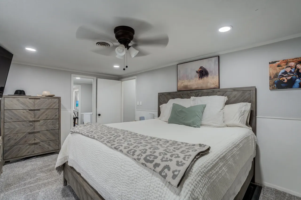 Photo 4 — 811 Borger Street, Plainview, TX 79072