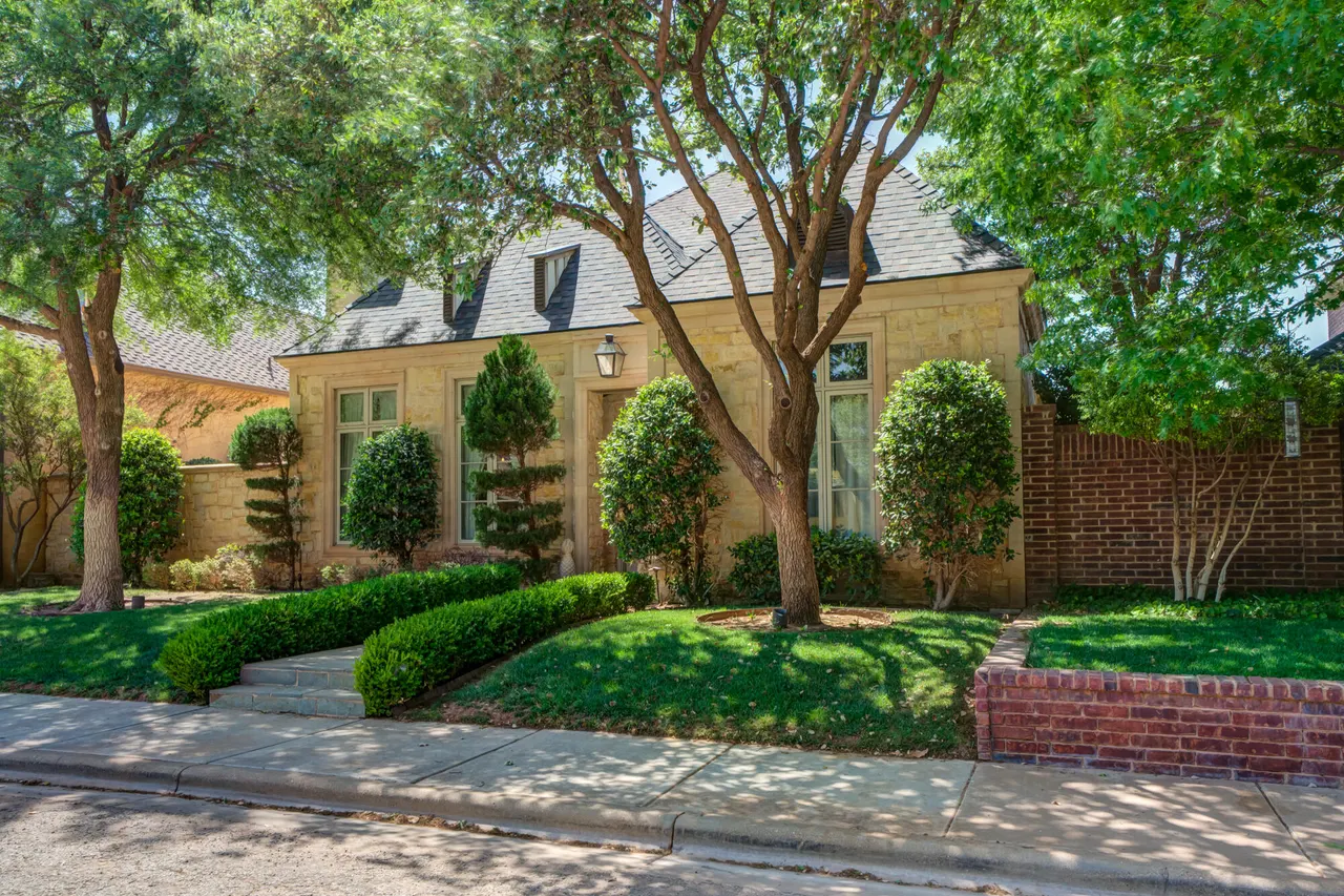 Photo 2 — 10206 Peoria Avenue, Lubbock, TX 79423