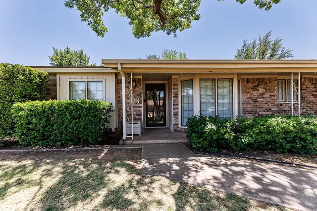 Photo 2 — 4419 79th Street, Lubbock, TX 79424