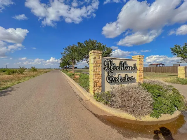 Front exterior — 6787A Trump Court, Ropesville, TX 79358