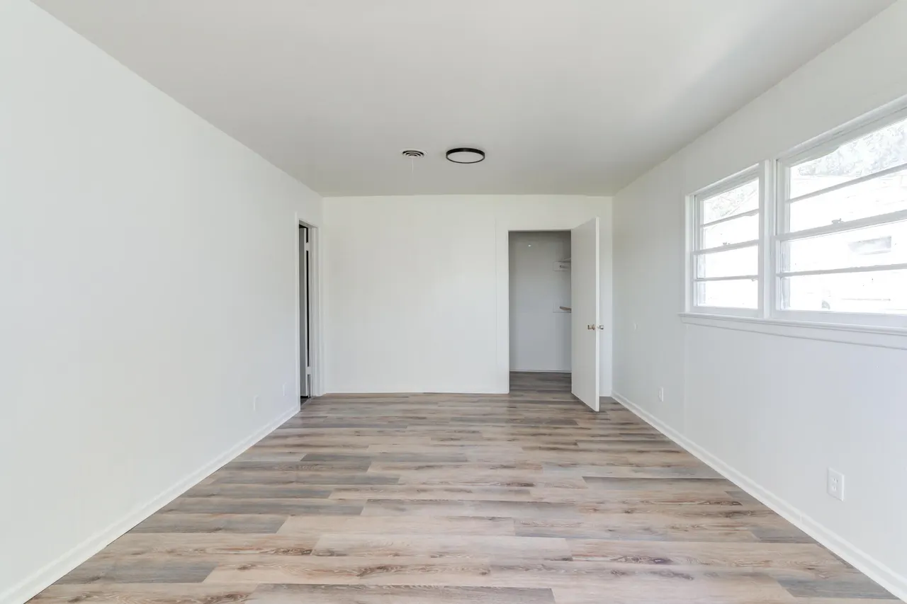 Photo 23 — 214 E 6th Street, Idalou, TX 79329