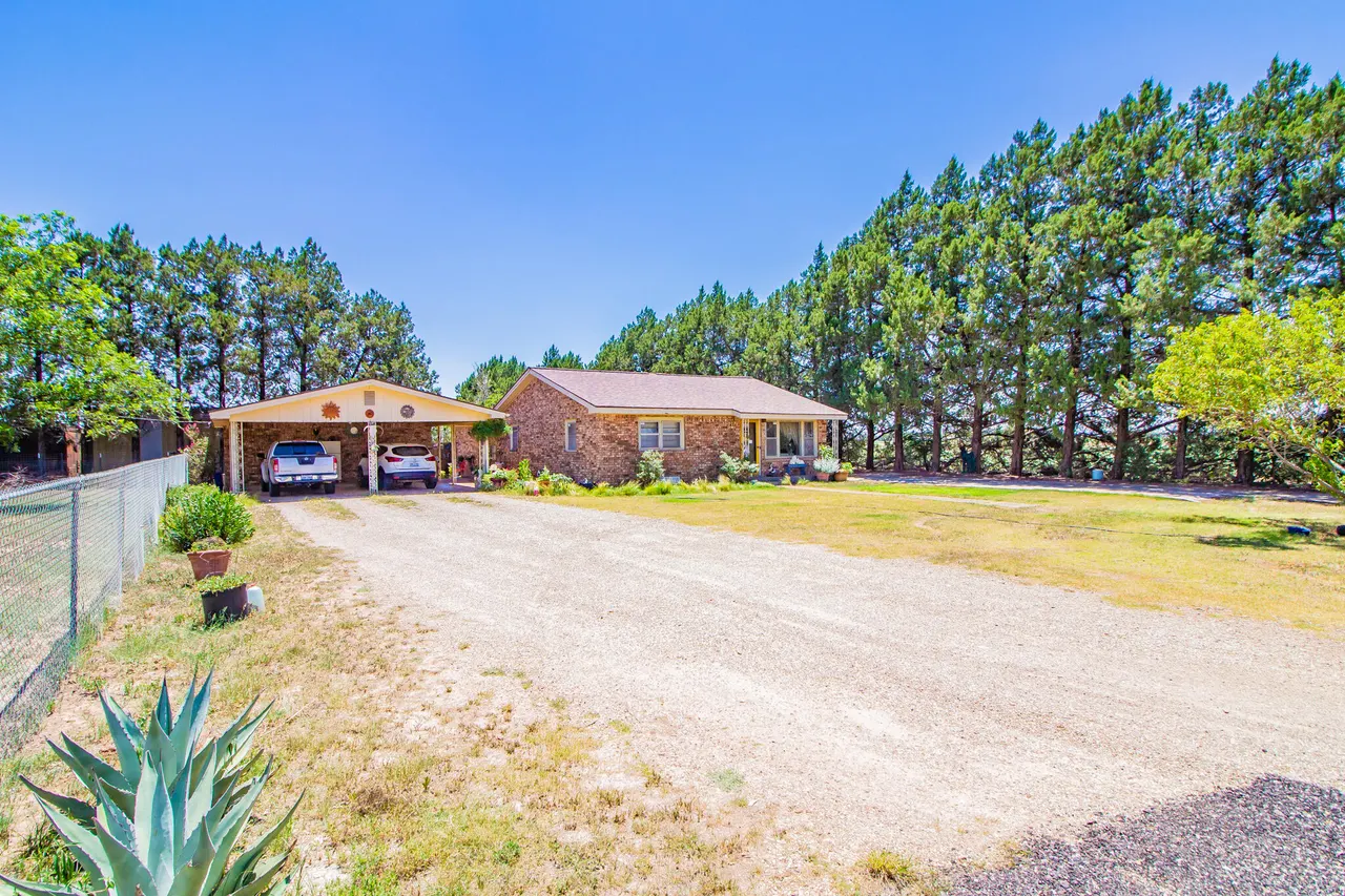 Photo 2 — 10618 E County Road 7540, Slaton, TX 79364