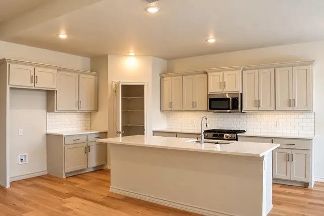 Photo 4 — 7035 25th Street, Lubbock, TX 79407