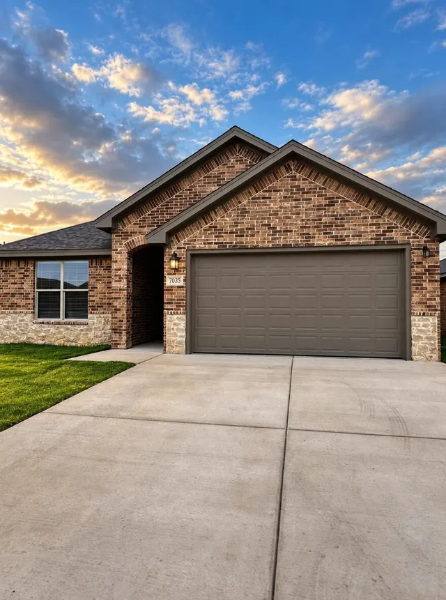 Photo 2 — 7035 25th Street, Lubbock, TX 79407