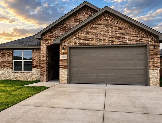 Front exterior — 7035 25th Street, Lubbock, TX 79407