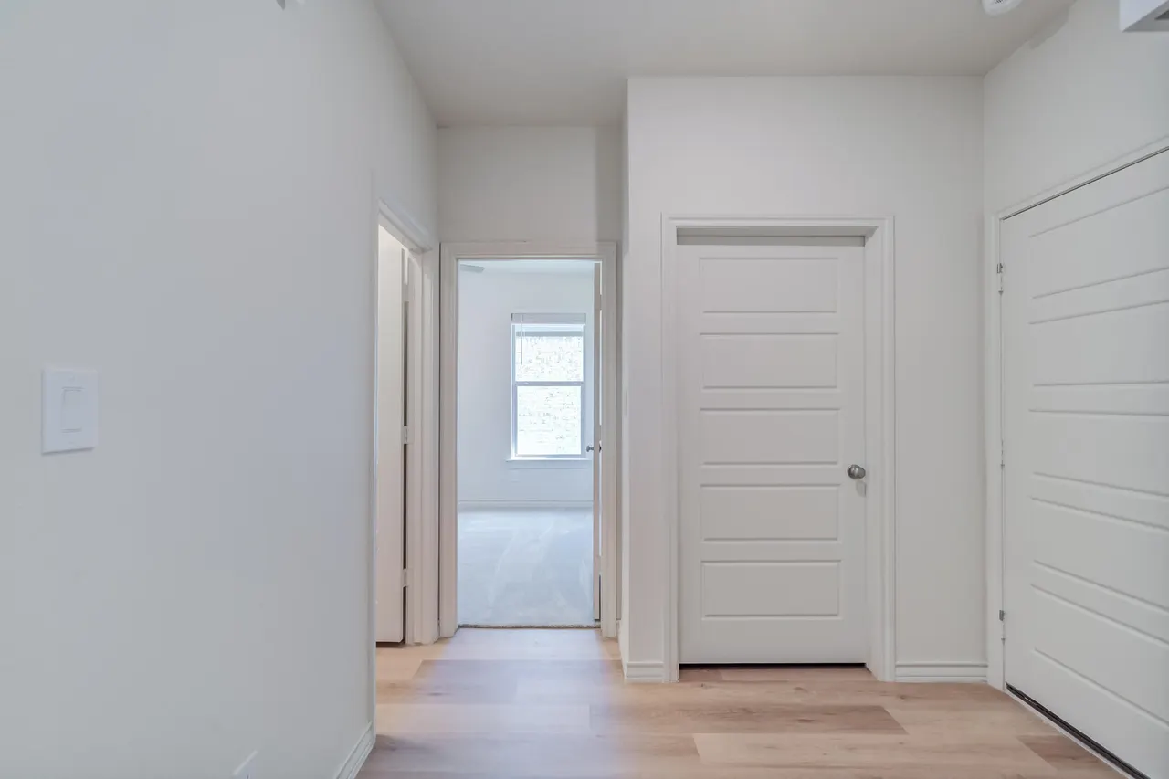 Photo 12 — 7038 25th Street, Lubbock, TX 79407