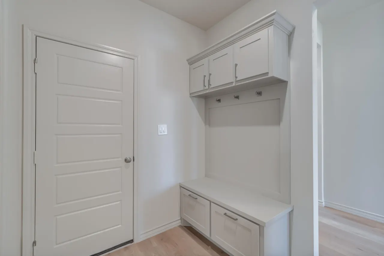 Photo 13 — 7038 25th Street, Lubbock, TX 79407