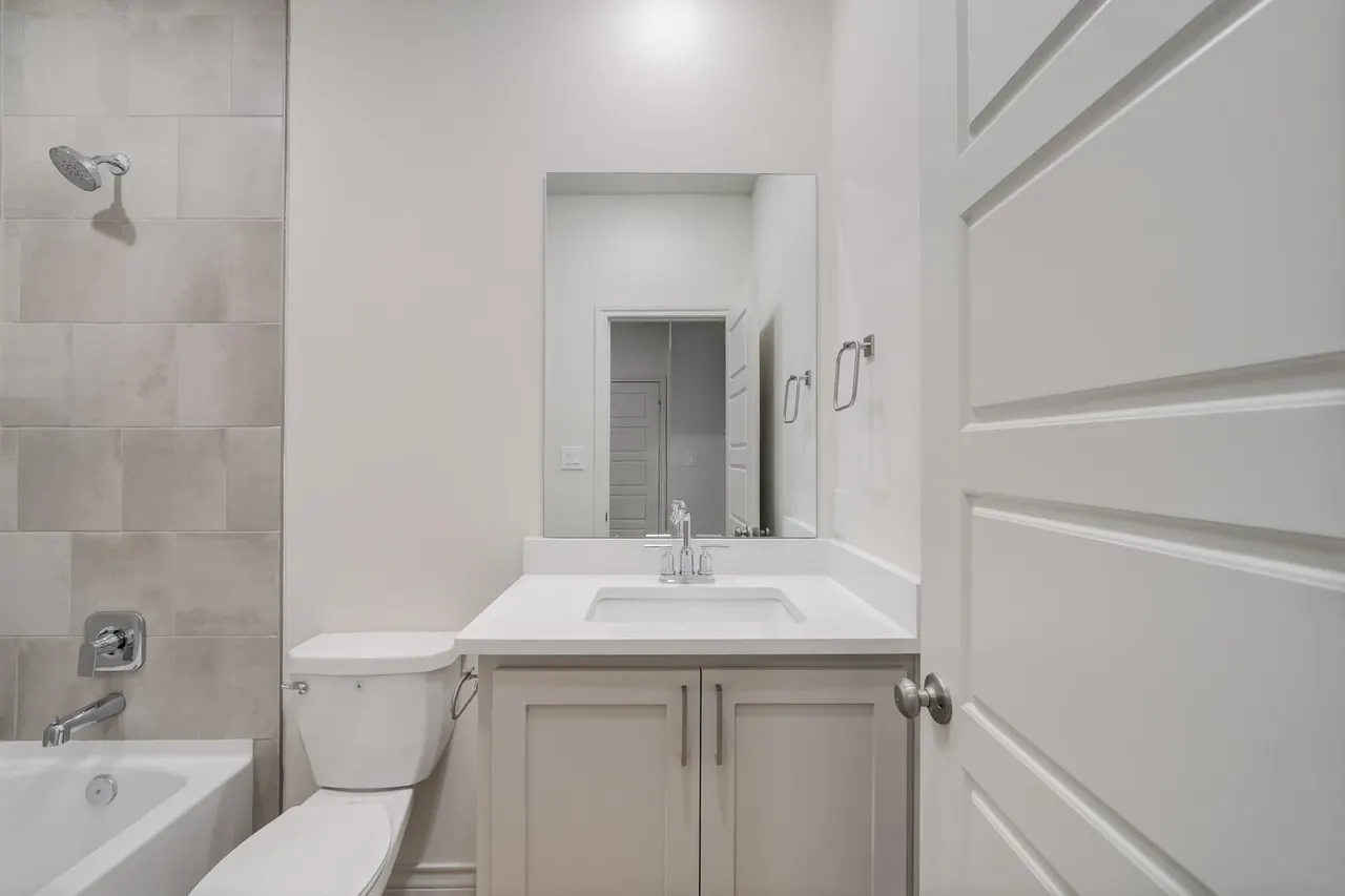 Photo 17 — 7038 25th Street, Lubbock, TX 79407