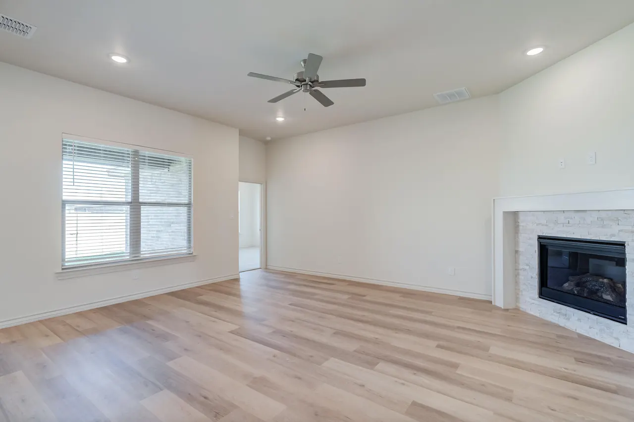 Photo 26 — 7038 25th Street, Lubbock, TX 79407