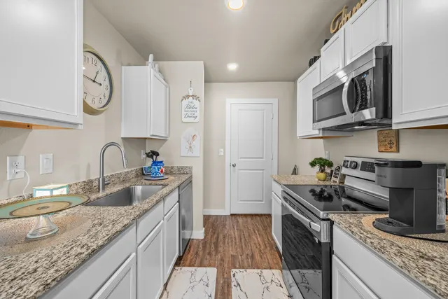 Photo 8 — 407 E 30th Street, Wolfforth, TX 79382