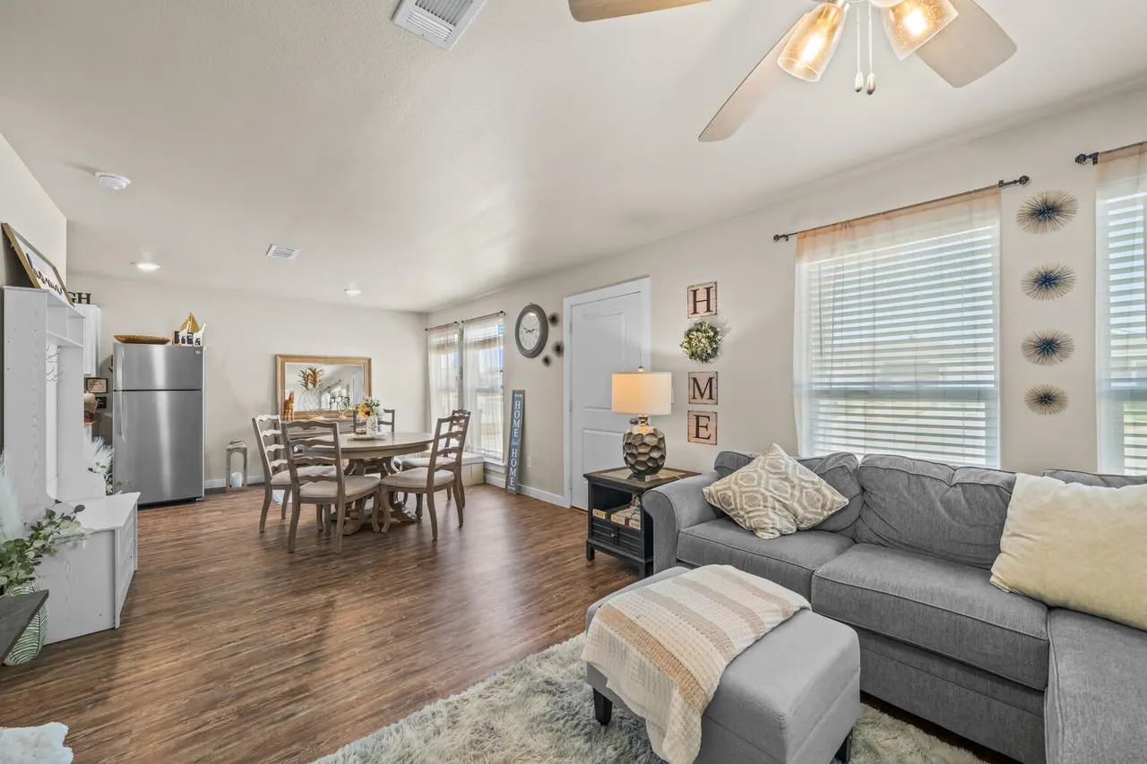 Photo 2 — 407 E 30th Street, Wolfforth, TX 79382