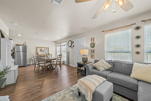 Photo 2 — 407 E 30th Street, Wolfforth, TX 79382
