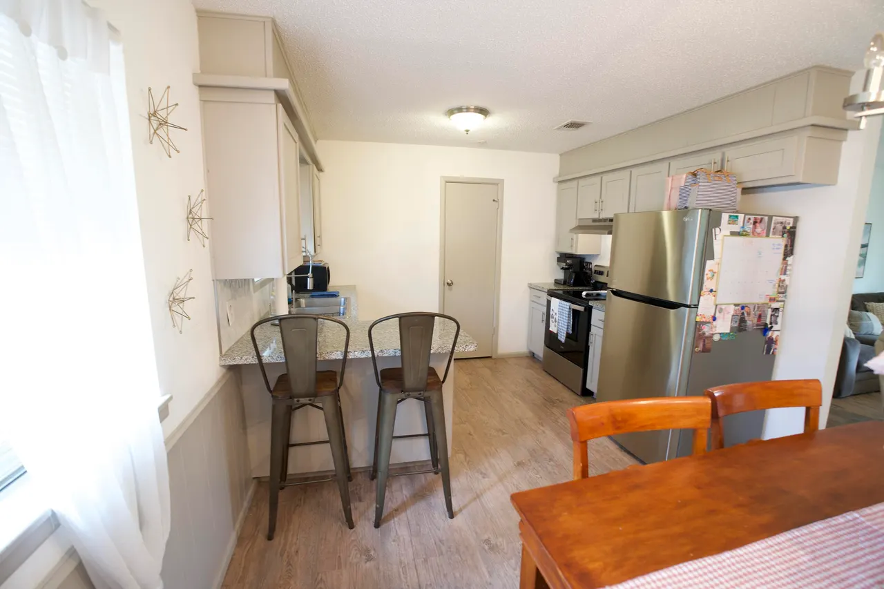Photo 4 — 4827 7th Street, Lubbock, TX 79416