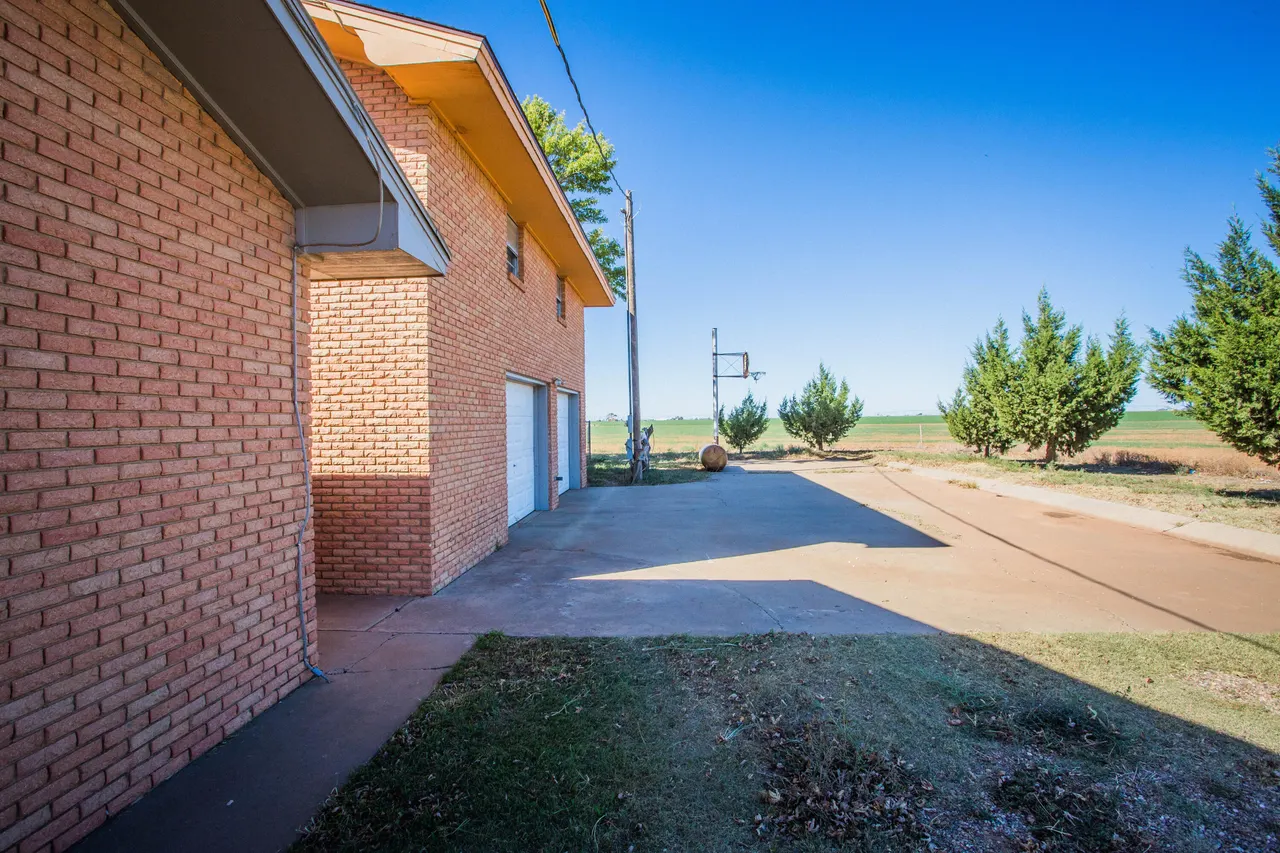 Photo 67 — 910 FM1842, Olton, TX 79064