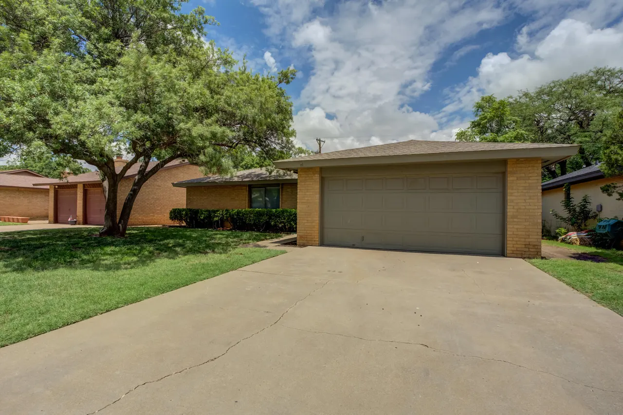 Photo 3 — 3414 91st Street, Lubbock, TX 79423