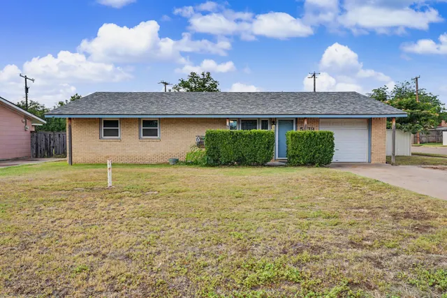 Photo 2 — 5239 40th Street, Lubbock, TX 79414