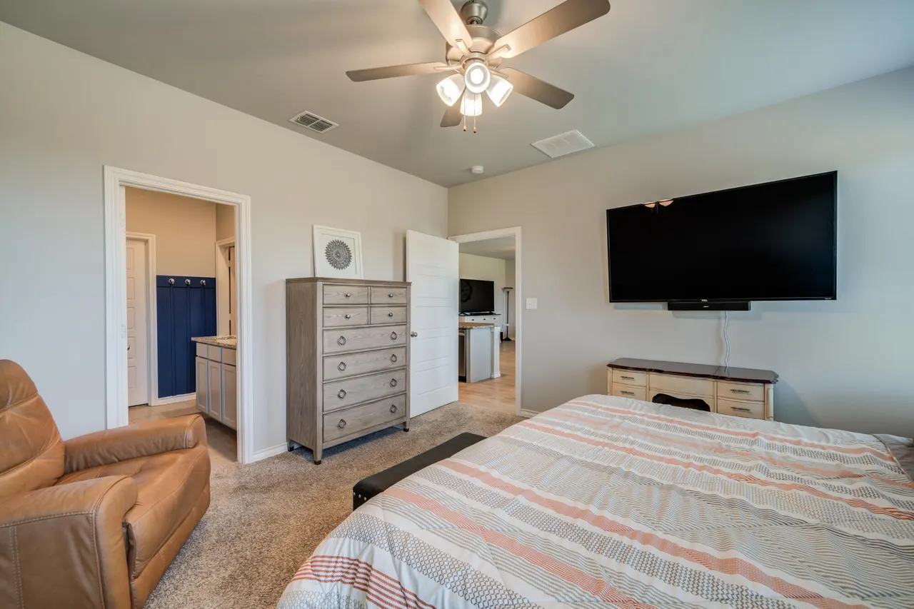 Photo 11 — 7725 96th Street, Lubbock, TX 79424