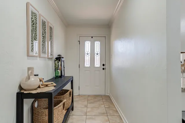 Photo 2 — 8010 Richmond Avenue, Lubbock, TX 79424