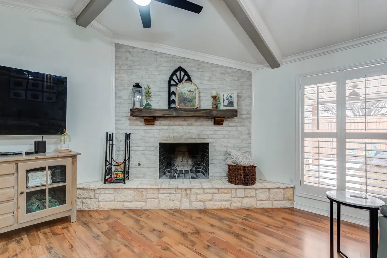 Photo 14 — 8010 Richmond Avenue, Lubbock, TX 79424