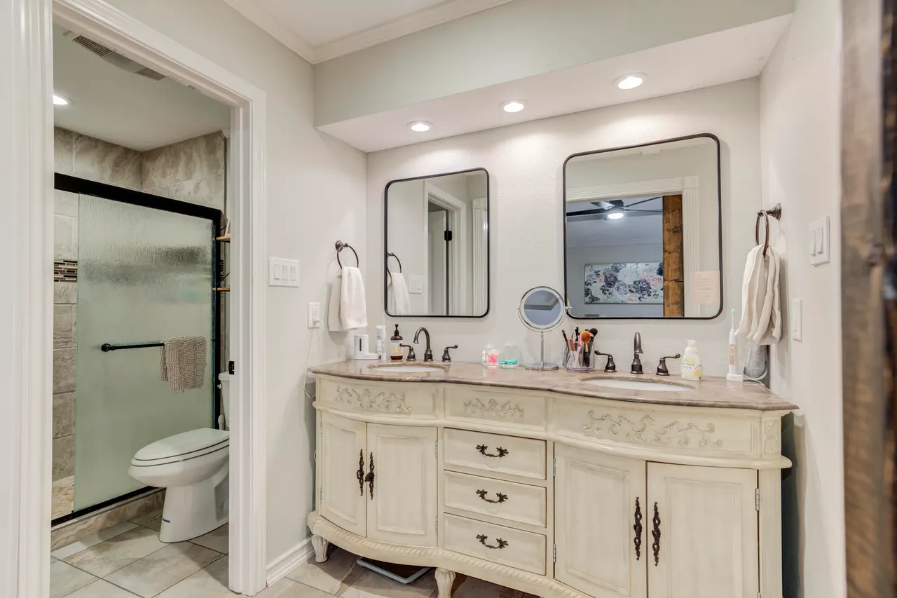 Photo 19 — 8010 Richmond Avenue, Lubbock, TX 79424