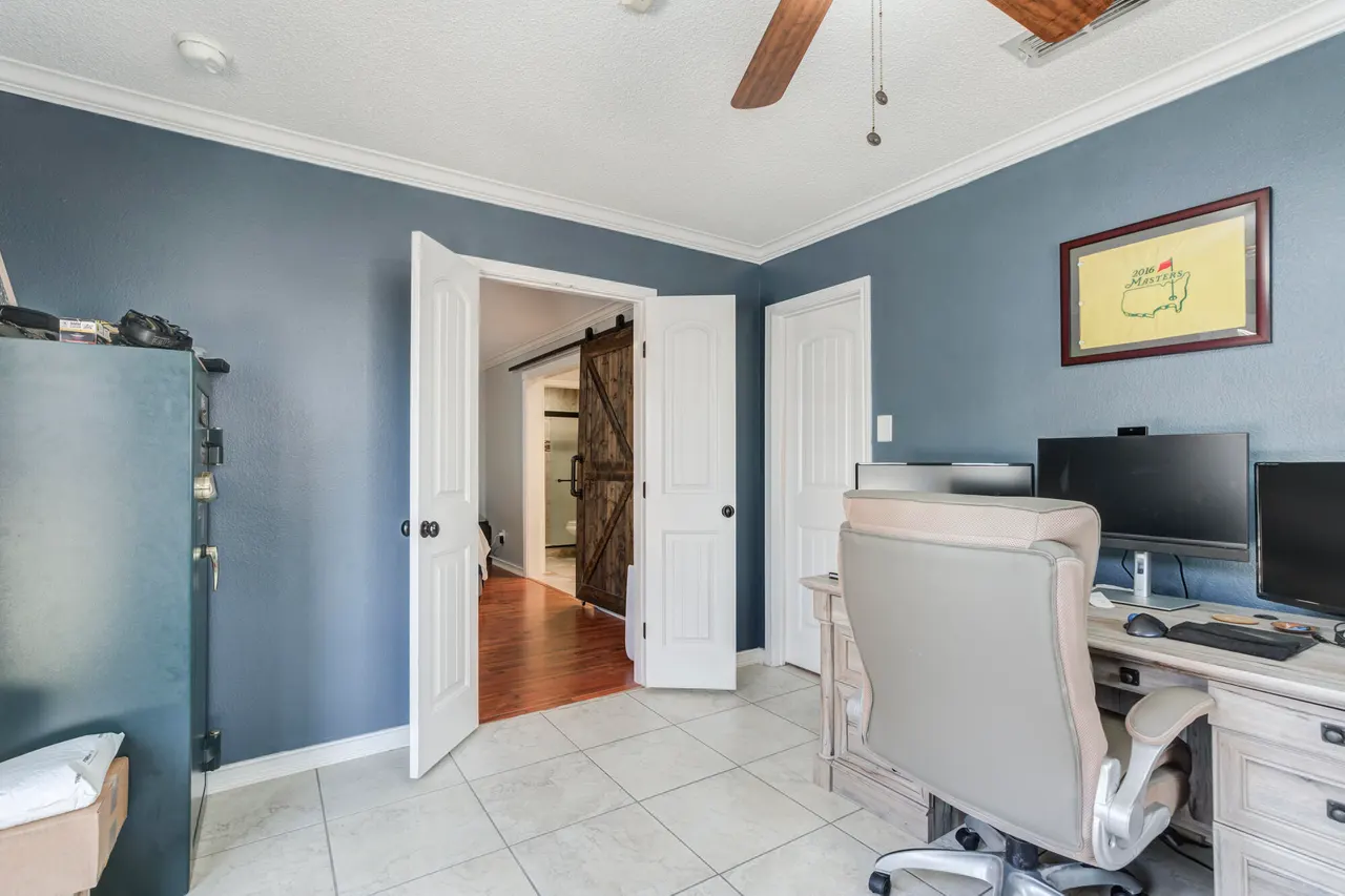 Photo 24 — 8010 Richmond Avenue, Lubbock, TX 79424