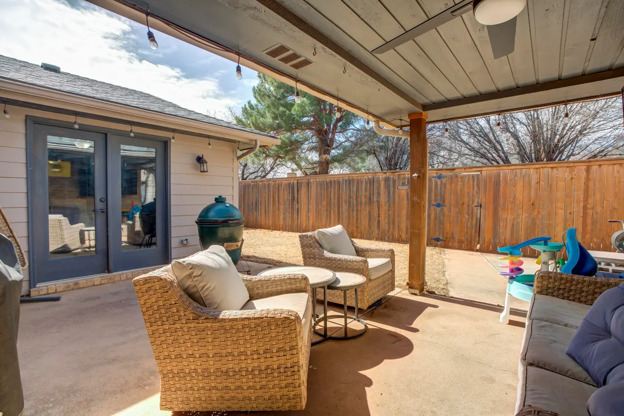Photo 33 — 8010 Richmond Avenue, Lubbock, TX 79424