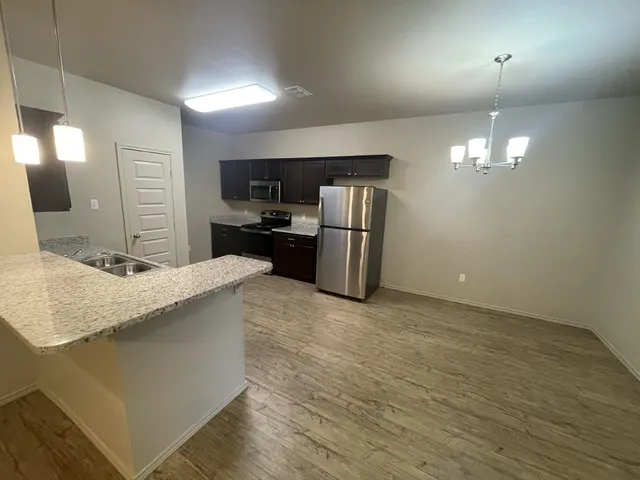 Photo 2 — 6706 Pontiac Avenue, Lubbock, TX 79424
