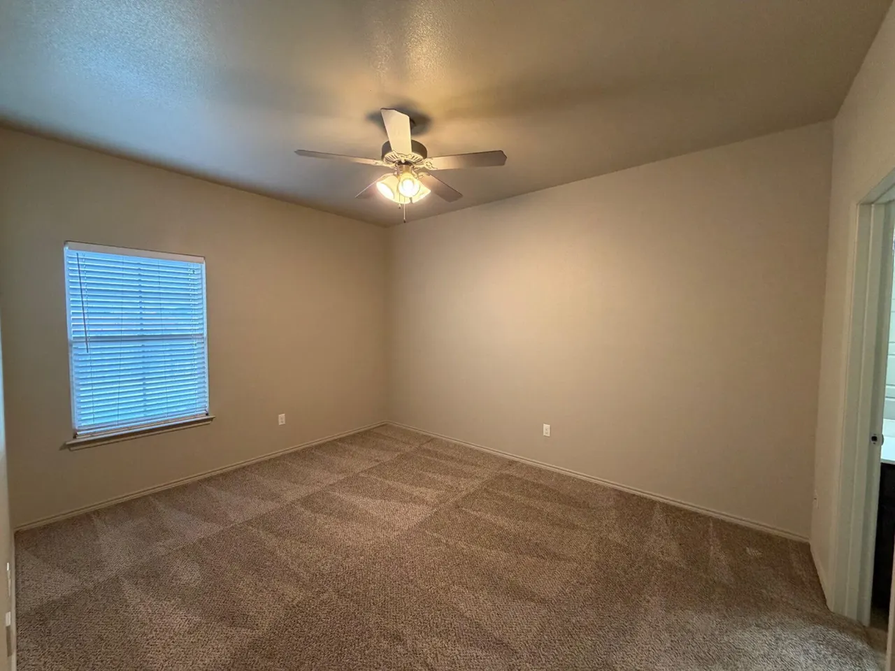Photo 9 — 6706 Pontiac Avenue, Lubbock, TX 79424