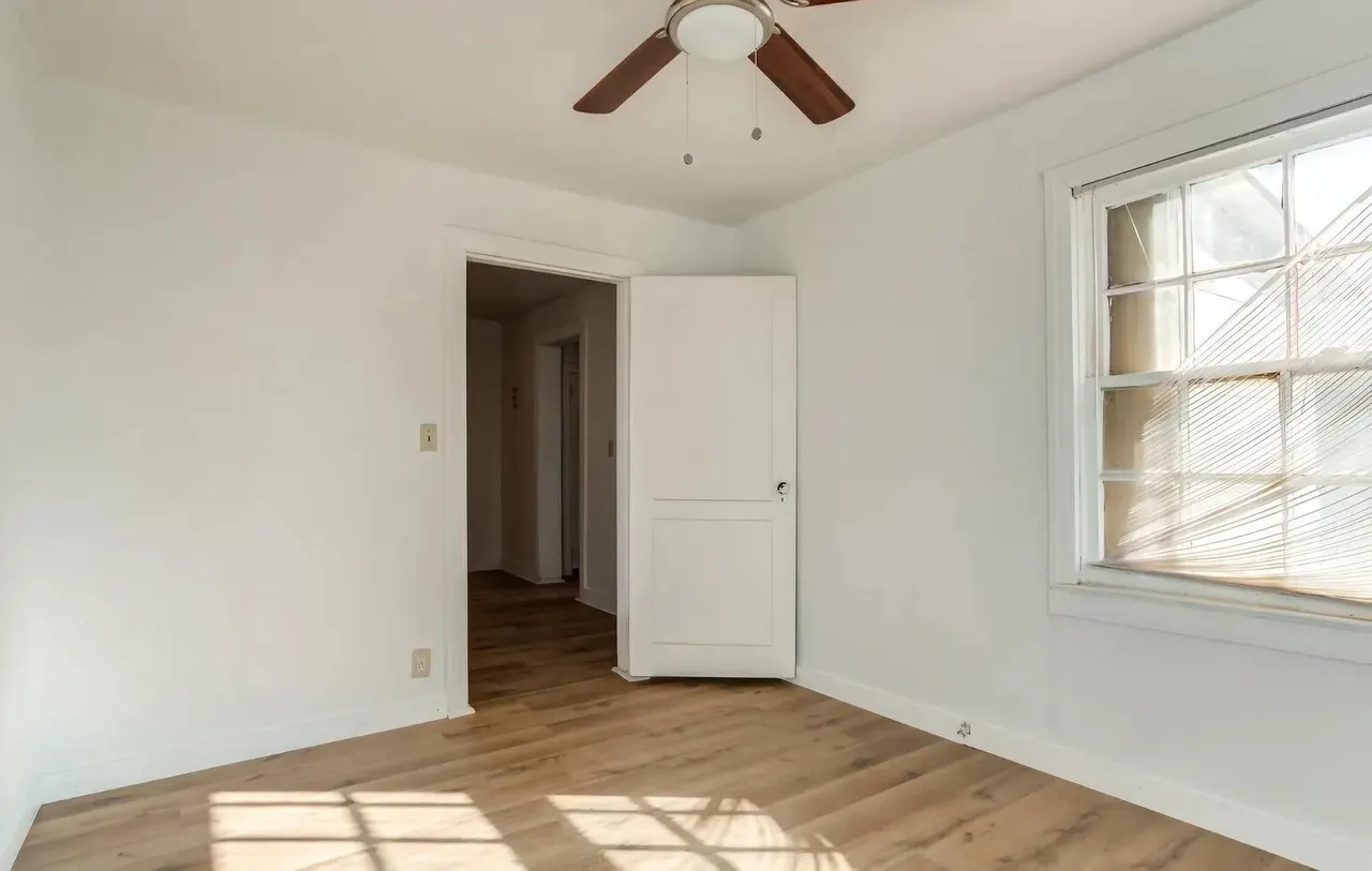Photo 5 — 807 W 5th Street, Wolfforth, TX 79382