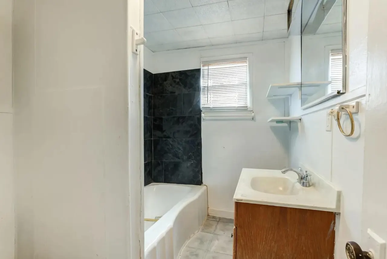 Photo 9 — 807 W 5th Street, Wolfforth, TX 79382