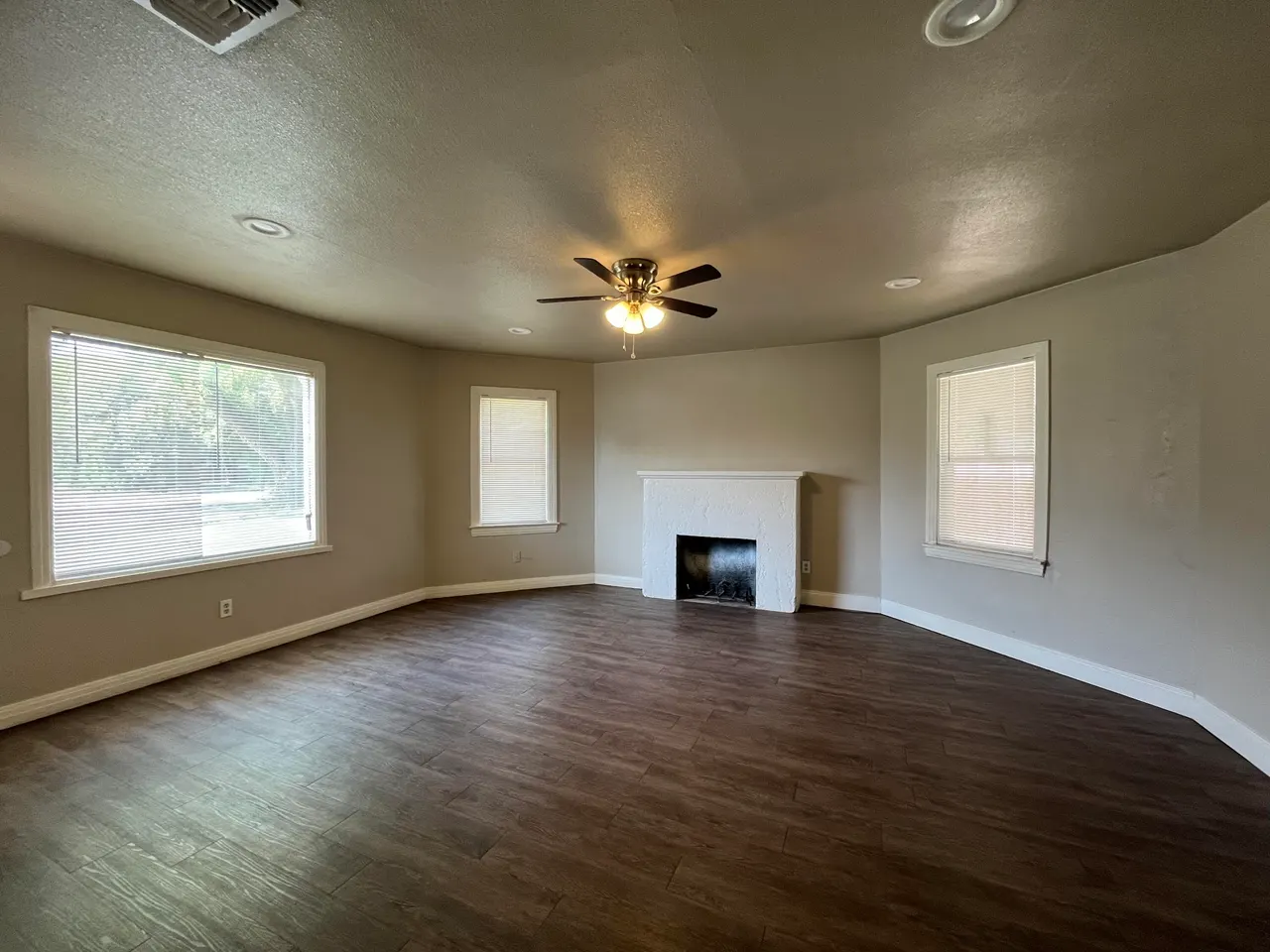 Photo 7 — 2610 30th Street, Lubbock, TX 79410