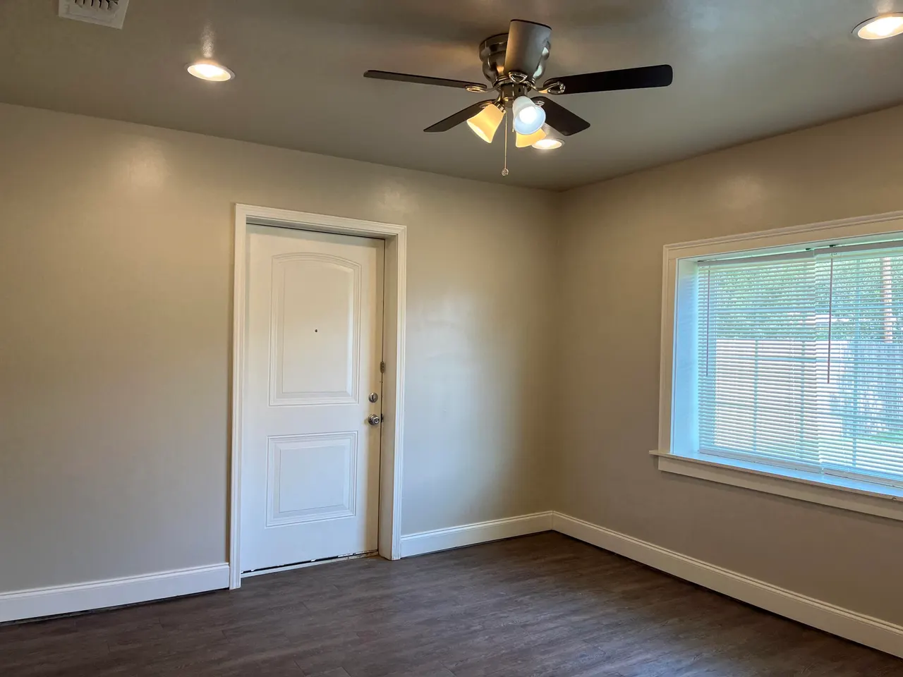 Photo 12 — 2610 30th Street, Lubbock, TX 79410