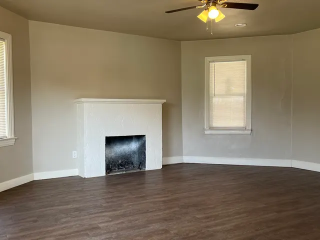 Photo 6 — 2610 30th Street, Lubbock, TX 79410