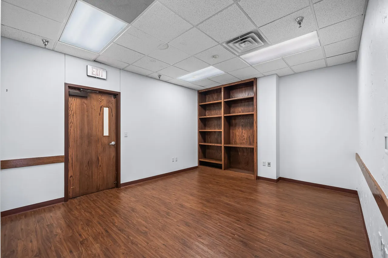 Photo 19 — 7202 Slide Road, Lubbock, TX 79424
