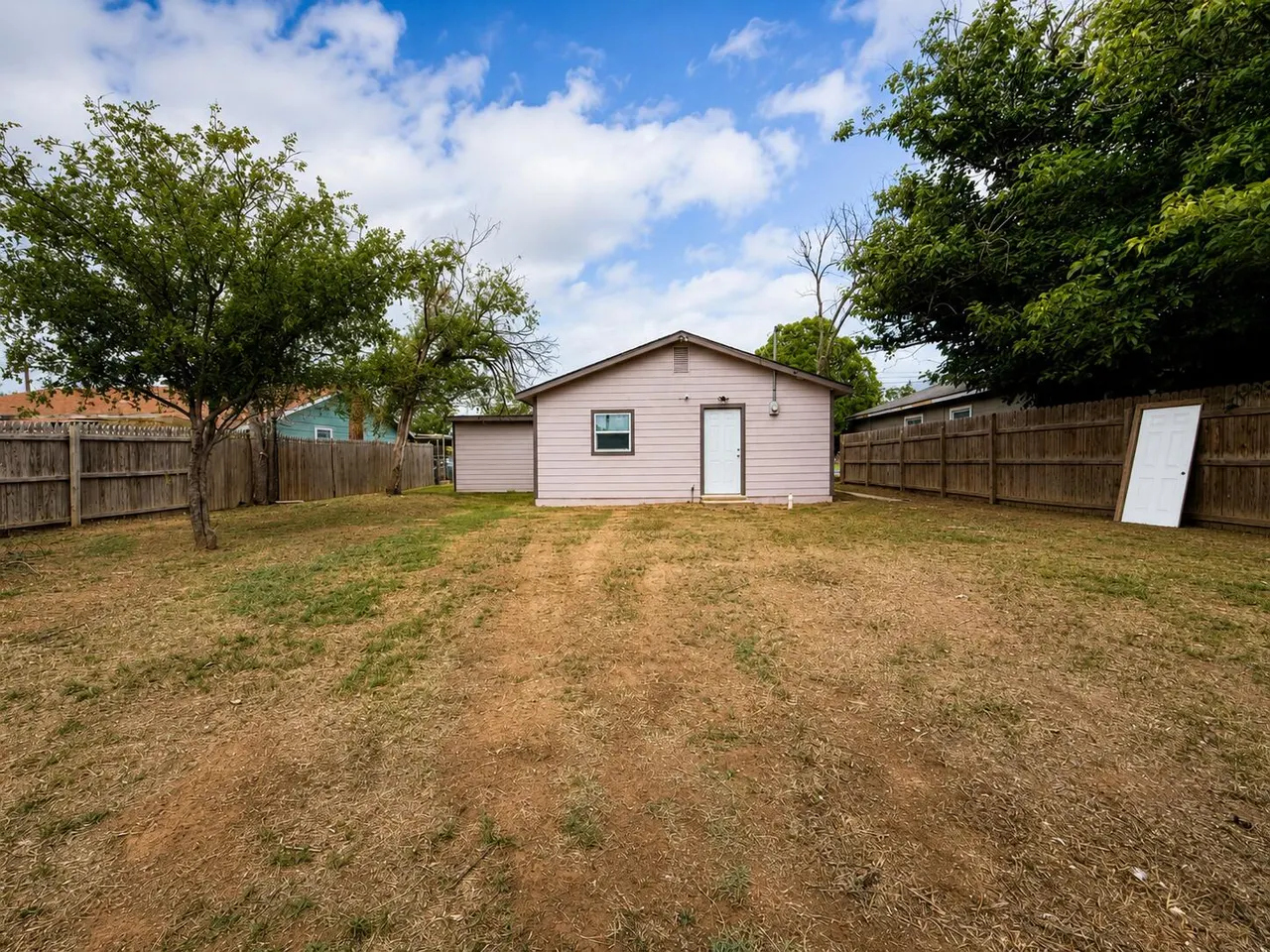 Photo 16 — 607 Zenith Avenue, Lubbock, TX 79403